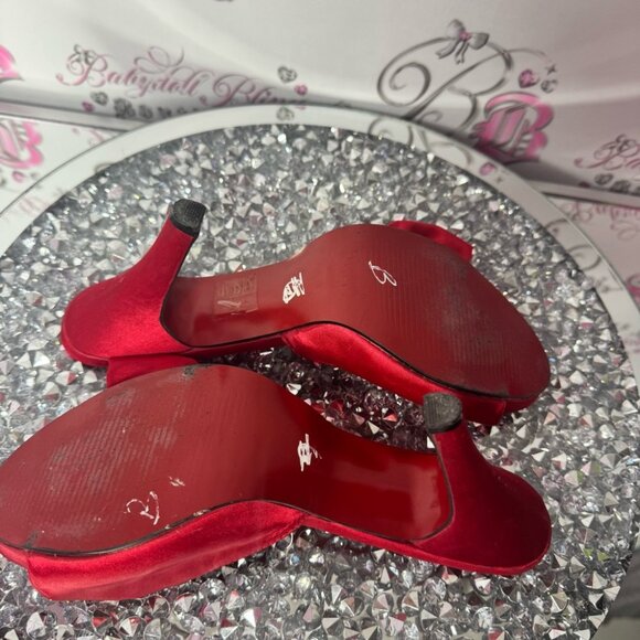 La vie en rose heels ribbon 🎀 bows red heels red bow ribbon accent silky satiny - Picture 8 of 14